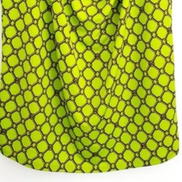 Michael Michael Kors Women's Medium Green Chain Print Scoop/Draped Neck Blouse - Picture 9 of 9